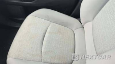 2025 Toyota Sienna LE 8-Passenger 120.5" WB - zdjęcie 23 z 32 - miniatura