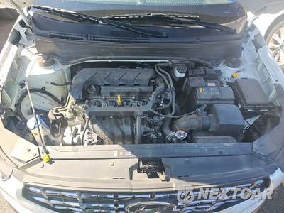 2025 Hyundai Venue SEL - zdjęcie 15 z 26 - miniatura