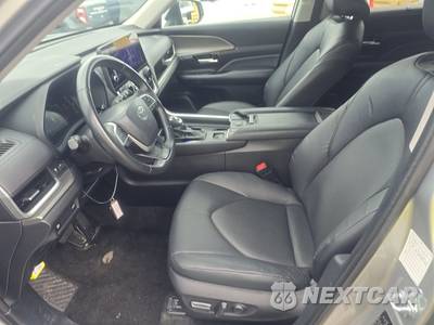 2025 Toyota Grand Highlander XLE - zdjęcie 7 z 34 - miniatura