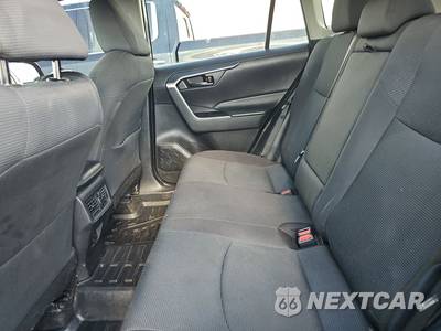 2022 Toyota RAV4 LE - zdjęcie 13 z 23 - miniatura