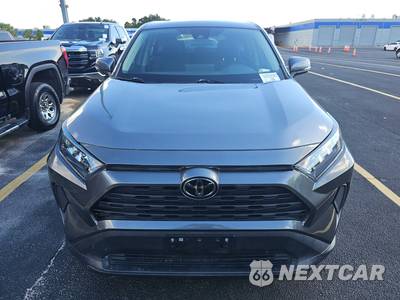 2022 Toyota RAV4 LE - zdjęcie 2 z 23 - miniatura