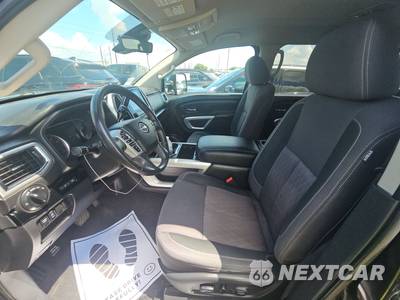 2023 Nissan TITAN SV Crew Cab Short Bed - zdjęcie 7 z 26 - miniatura