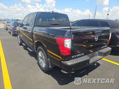 2023 Nissan TITAN SV Crew Cab Short Bed - zdjęcie 6 z 26 - miniatura