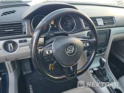 2019 Volkswagen Passat Wolfsburg - zdjęcie 10 z 30 - miniatura
