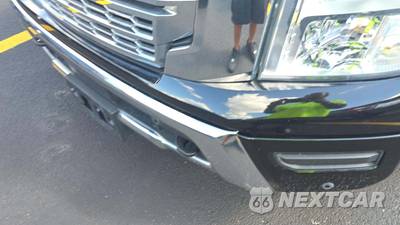 2023 Nissan TITAN SV Crew Cab Short Bed - zdjęcie 19 z 26 - miniatura