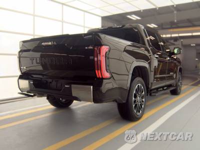 2023 Toyota Tundra Limited Crew Cab Short Bed - zdjęcie 4 z 20 - miniatura