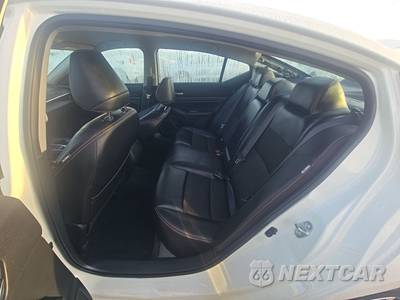 2021 Nissan Altima SR - zdjęcie 13 z 28 - miniatura