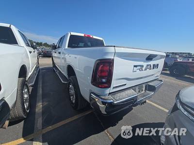 2025 Ram 2500 Big Horn Crew Cab Medium Bed - zdjęcie 6 z 19 - miniatura