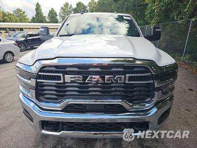 2026 Ram 2500 Big Horn Crew Cab Medium Bed - zdjęcie 2 z 21 - miniatura