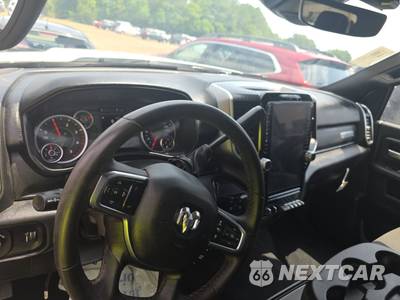 2026 Ram 2500 Big Horn Crew Cab Medium Bed - zdjęcie 11 z 23 - miniatura