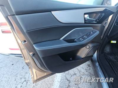 2025 Acura MDX - zdjęcie 9 z 20 - miniatura