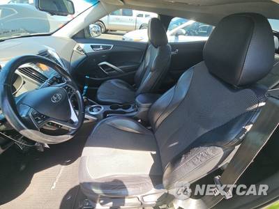 2012 Hyundai Veloster w/Black Interior - zdjęcie 7 z 28 - miniatura