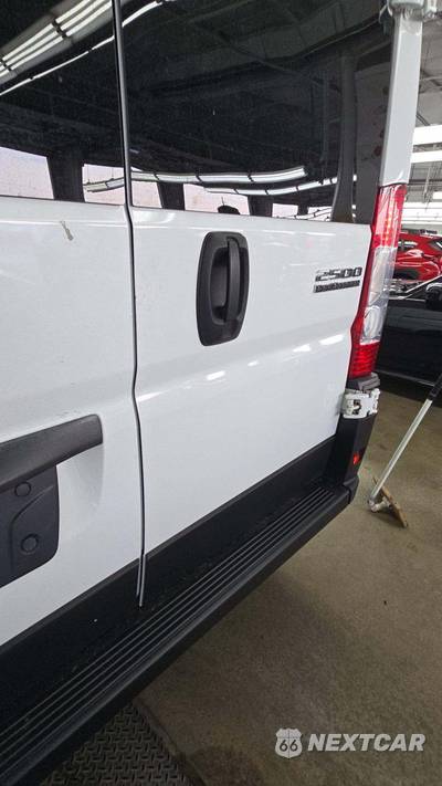 2025 Ram ProMaster 2500 Cargo Van Tradesman w/Passenger Seat Low Roof 136.0" WB - zdjęcie 21 z 33 - miniatura