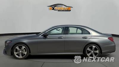 2017 Mercedes-Benz E 300 Sport 4MATIC Sedan - zdjęcie 2 z 19 - miniatura