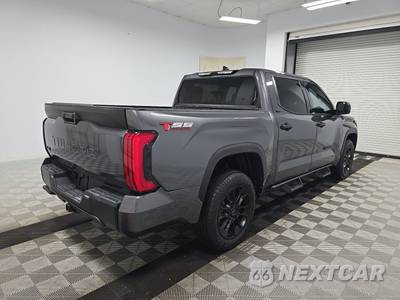 2023 Toyota Tundra SR5 Crew Cab Short Bed - zdjęcie 4 z 27 - miniatura