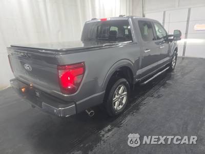 2025 Ford F-150 XLT Crew Cab Short Bed - zdjęcie 4 z 19 - miniatura