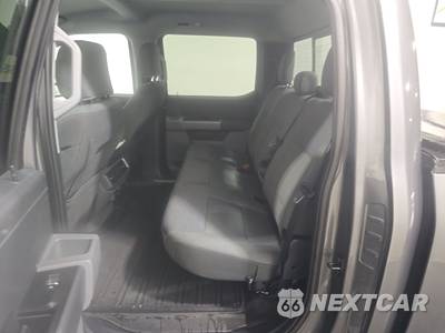 2025 Ford F-150 XLT Crew Cab Short Bed - zdjęcie 13 z 19 - miniatura