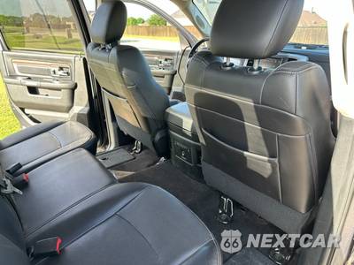 2017 Ram 1500 Laramie Crew Cab Short Bed - zdjęcie 17 z 18 - miniatura