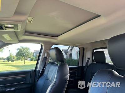 2017 Ram 1500 Laramie Crew Cab Short Bed - zdjęcie 13 z 18 - miniatura