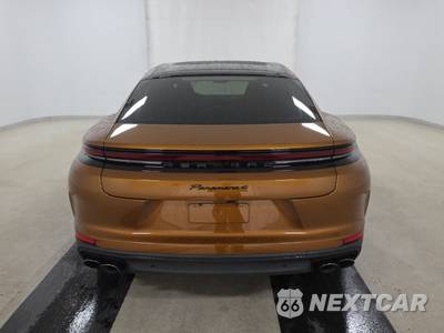 2024 Porsche Panamera 4 - zdjęcie 5 z 21 - miniatura
