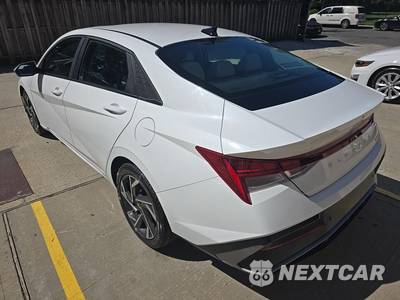 2024 Hyundai Elantra Limited - zdjęcie 6 z 22 - miniatura