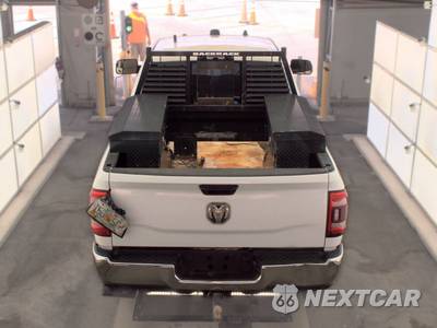 2022 Ram 2500 Tradesman Crew Cab Medium Bed - zdjęcie 5 z 22 - miniatura