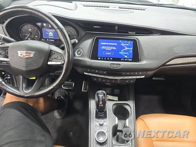 2023 Cadillac XT4 Sport - zdjęcie 11 z 42 - miniatura