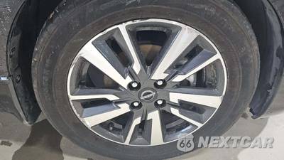 2025 Nissan Versa SV - zdjęcie 24 z 34 - miniatura