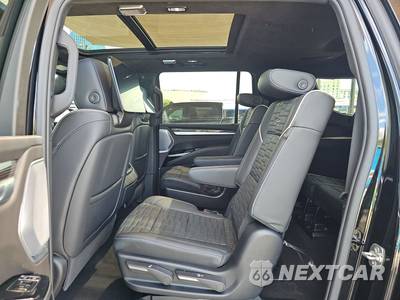 2025 Cadillac Escalade ESV V-Series 1SD - zdjęcie 13 z 26 - miniatura