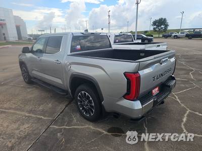 2026 Toyota Tundra Limited Crew Cab Short Bed - zdjęcie 6 z 17 - miniatura