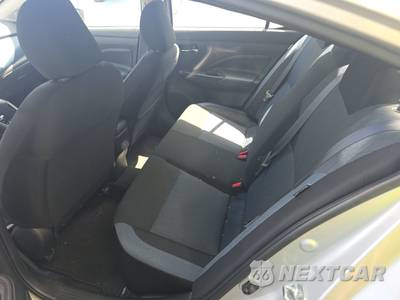 2025 Nissan Versa SV - zdjęcie 13 z 21 - miniatura