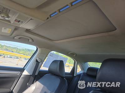 2014 Volkswagen Passat 1.8T SE w/Sunroof - zdjęcie 20 z 48 - miniatura