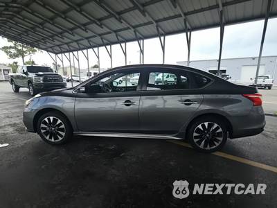 2019 Nissan Sentra SR - zdjęcie 3 z 18 - miniatura