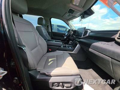 2024 Toyota Tundra SR5 Crew Cab Short Bed - zdjęcie 8 z 25 - miniatura