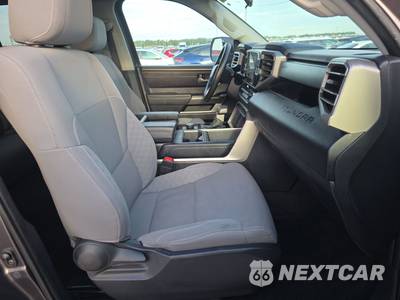 2023 Toyota Tundra SR5 Crew Cab Short Bed - zdjęcie 8 z 22 - miniatura