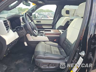 2024 Toyota Tundra Hybrid Capstone Crew Cab Short Bed - zdjęcie 7 z 21 - miniatura