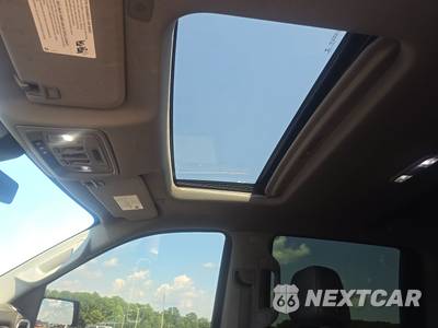2020 GMC Sierra 1500 SLT Crew Cab Short Bed 4SA - zdjęcie 17 z 35 - miniatura