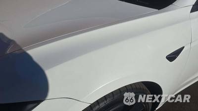 2026 Tesla Model 3 Standard - zdjęcie 22 z 25 - miniatura