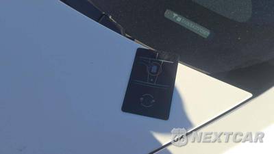 2026 Tesla Model 3 Standard - zdjęcie 18 z 25 - miniatura