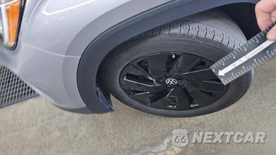 2025 Volkswagen Atlas Cross Sport 2.0T SE w/Technology - zdjęcie 31 z 42 - miniatura