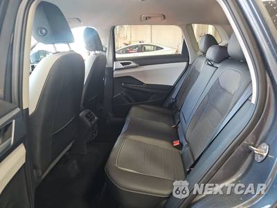 2025 Volkswagen Taos SE - zdjęcie 13 z 27 - miniatura