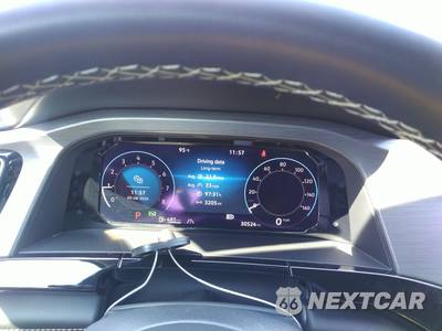 2025 Volkswagen Atlas Cross Sport 2.0T SE w/Technology - zdjęcie 18 z 29 - miniatura