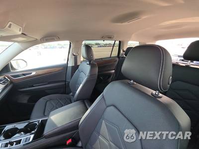 2025 Volkswagen Atlas 2.0T SE w/Technology - zdjęcie 19 z 27 - miniatura