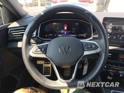 2025 Volkswagen Jetta Sport - zdjęcie 10 z 29 - miniatura