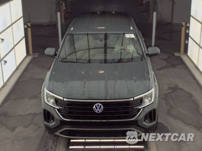 2025 Volkswagen Atlas Cross Sport 2.0T SE w/Technology - zdjęcie 2 z 23 - miniatura