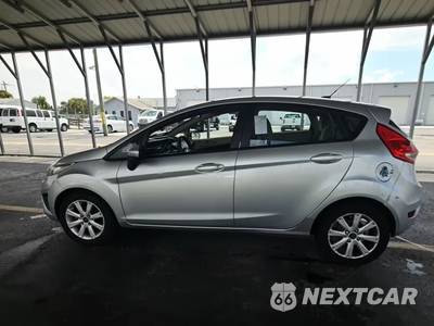 2011 Ford Fiesta SE Hatchback - zdjęcie 2 z 20 - miniatura