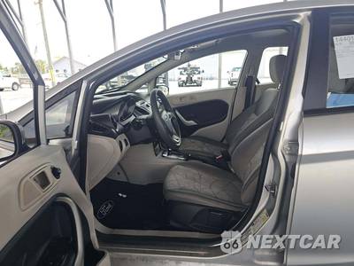 2011 Ford Fiesta SE Hatchback - zdjęcie 7 z 20 - miniatura