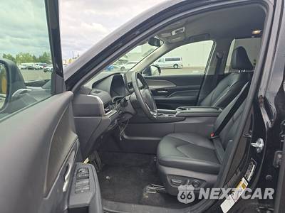 2025 Toyota Grand Highlander XLE - zdjęcie 7 z 30 - miniatura