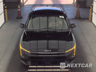 2025 Kia K4 LXS - zdjęcie 2 z 35 - miniatura