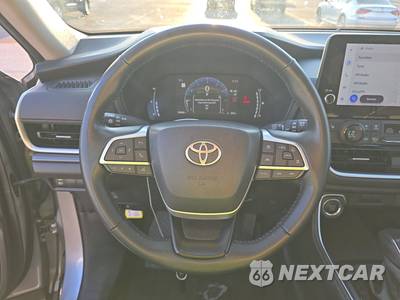 2025 Toyota Grand Highlander XLE - zdjęcie 10 z 27 - miniatura